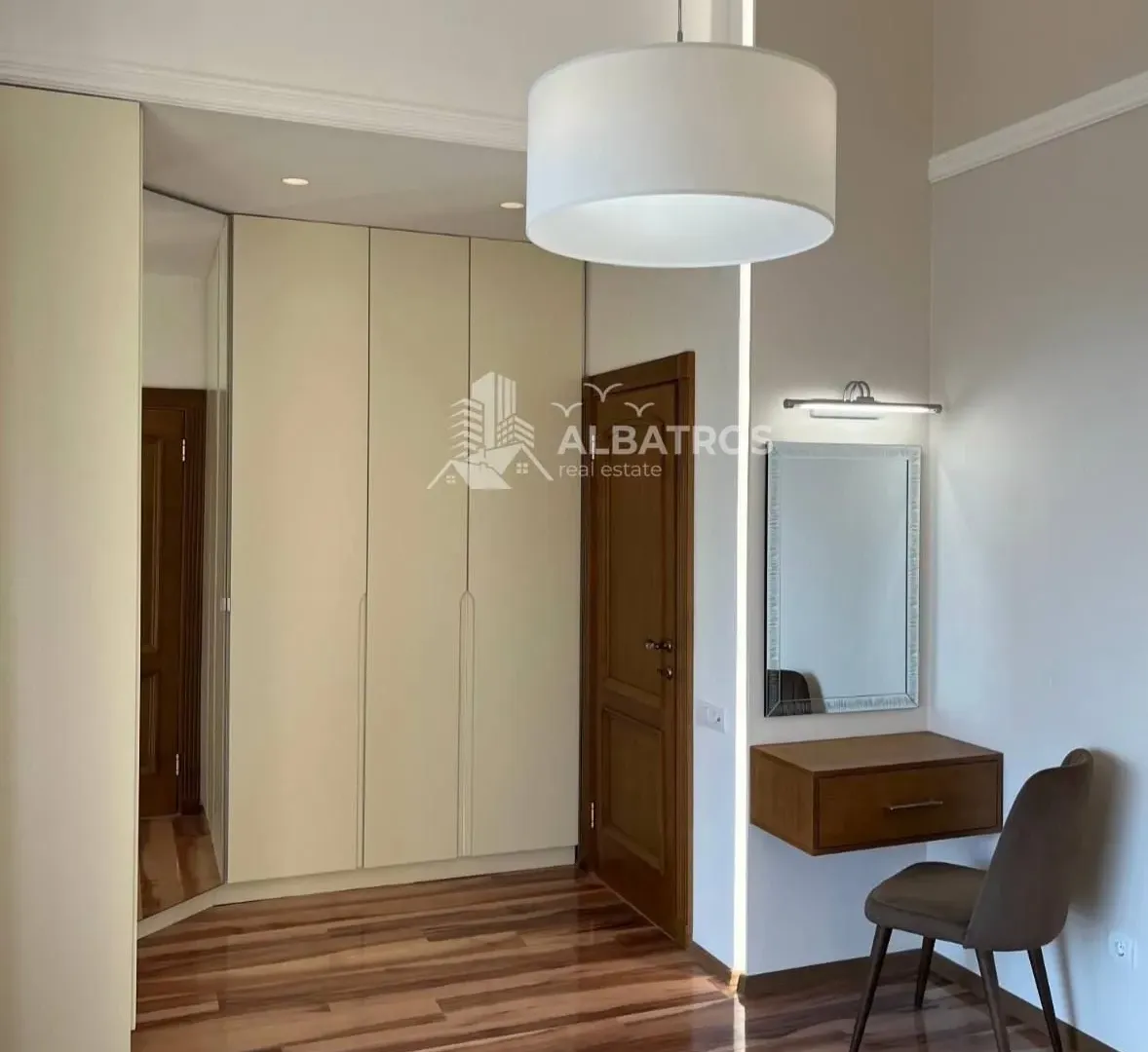 Sale, house, 240m², Bar, Crna Gora