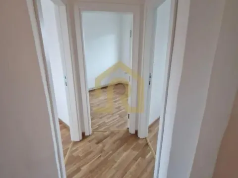 Izdavanje, poslovni prostor, 100m², Klinički Centar, Beograd - image 7