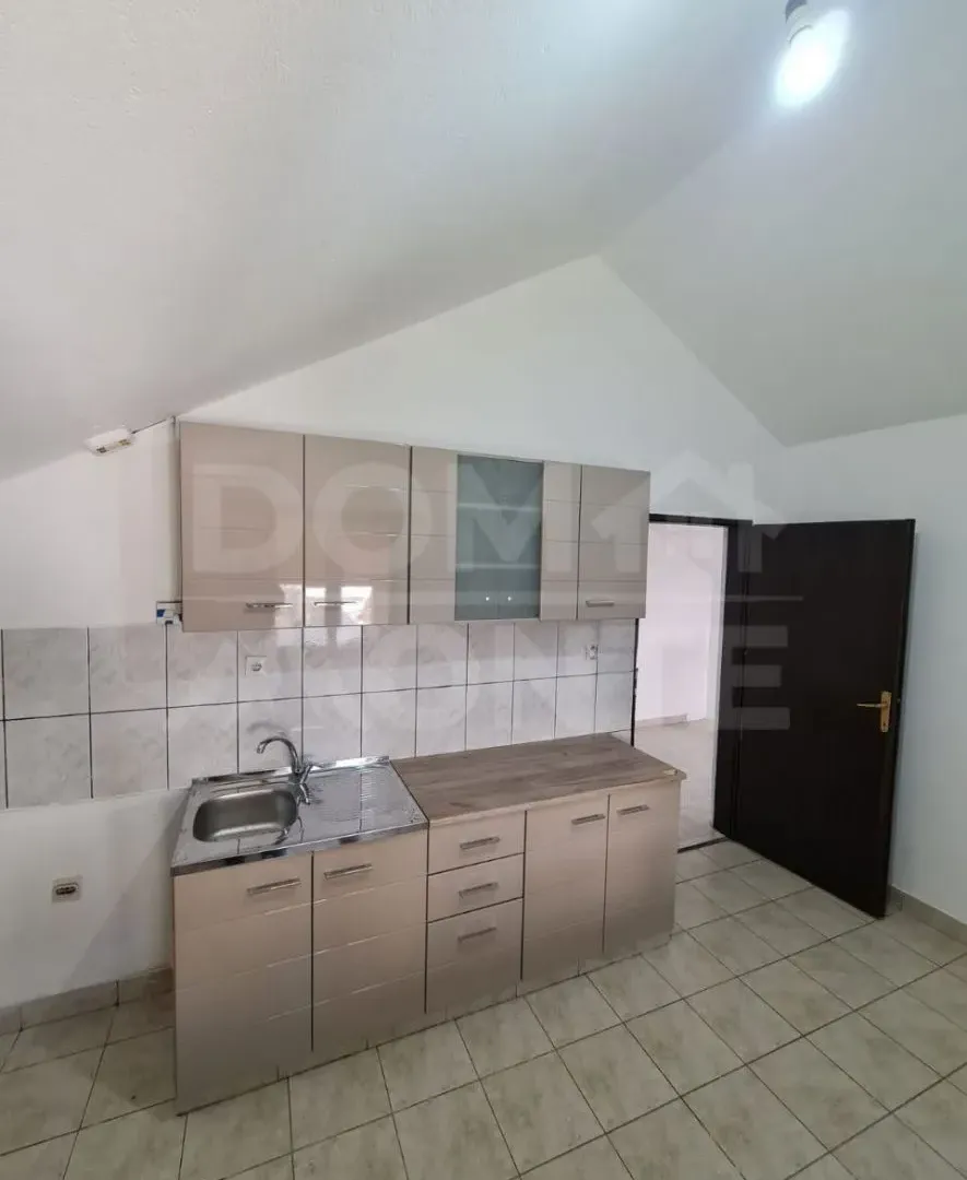 Rent, two bedroom apartment, 100m², Tivat, Crna Gora
