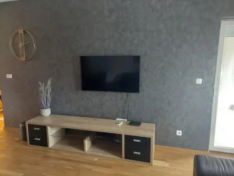 Rent, one bedroom apartment, 51m², City Kej, Podgorica - image 10