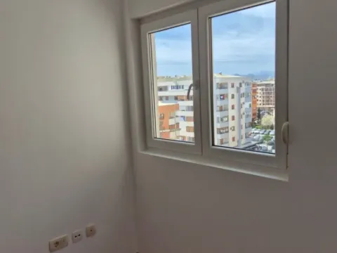 Izdavanje, jednosoban stan, 47m², Stari Aerodrom, Podgorica - image 5