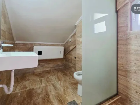 Prodaja, jednosoban stan, 42m², Ljubović, Podgorica - image 5