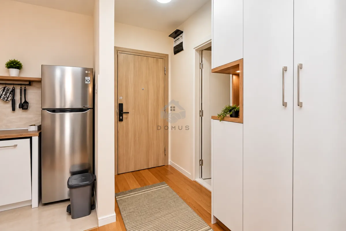 Izdavanje, jednosoban stan, 43m², Central Point, Podgorica