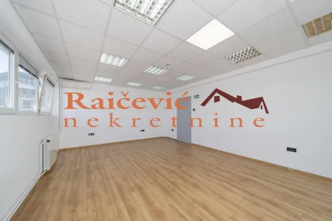 Rent, office space, 216m², Zemun Gornji Grad, Zemun Sve Podlokacije - image 11