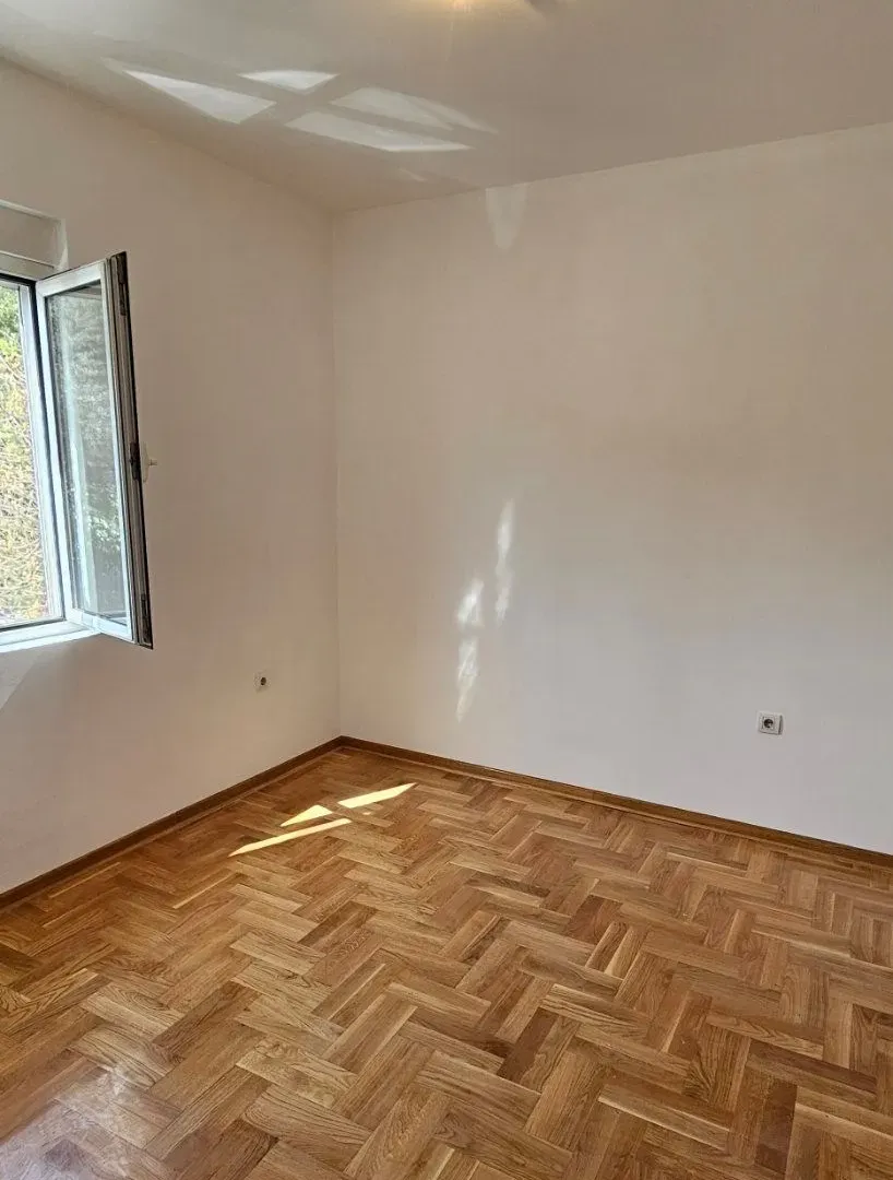 Prodaja, jednosoban stan, 52m², Masline, Podgorica