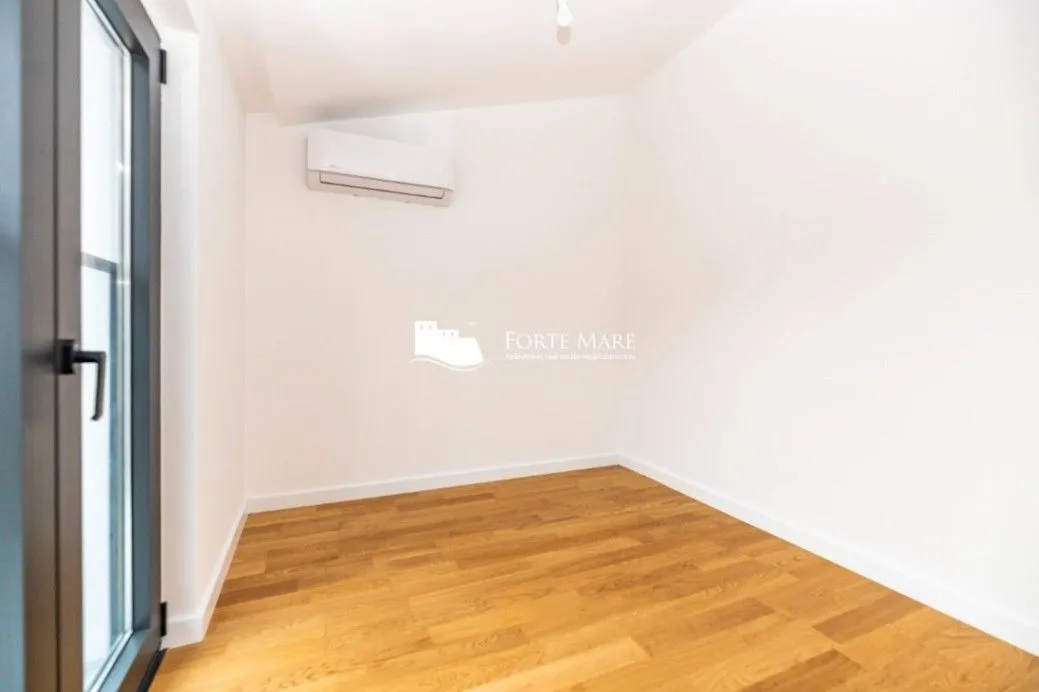 Prodaja, trosoban stan, 107m², Bijela, Herceg Novi