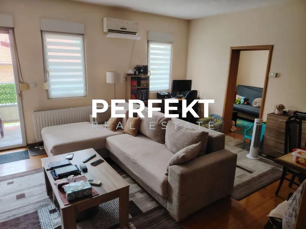 Prodaja, dvosoban stan, 52m², Pančevo, Srbija