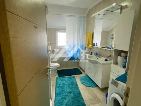 Rent, apartment, 400m², Veternik, Novi Sad Sve Podlokacije - image 10