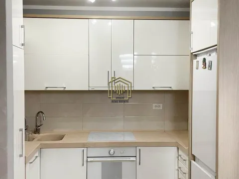 Izdavanje, dvosoban stan, 70m², Zagorič, Podgorica - image 4