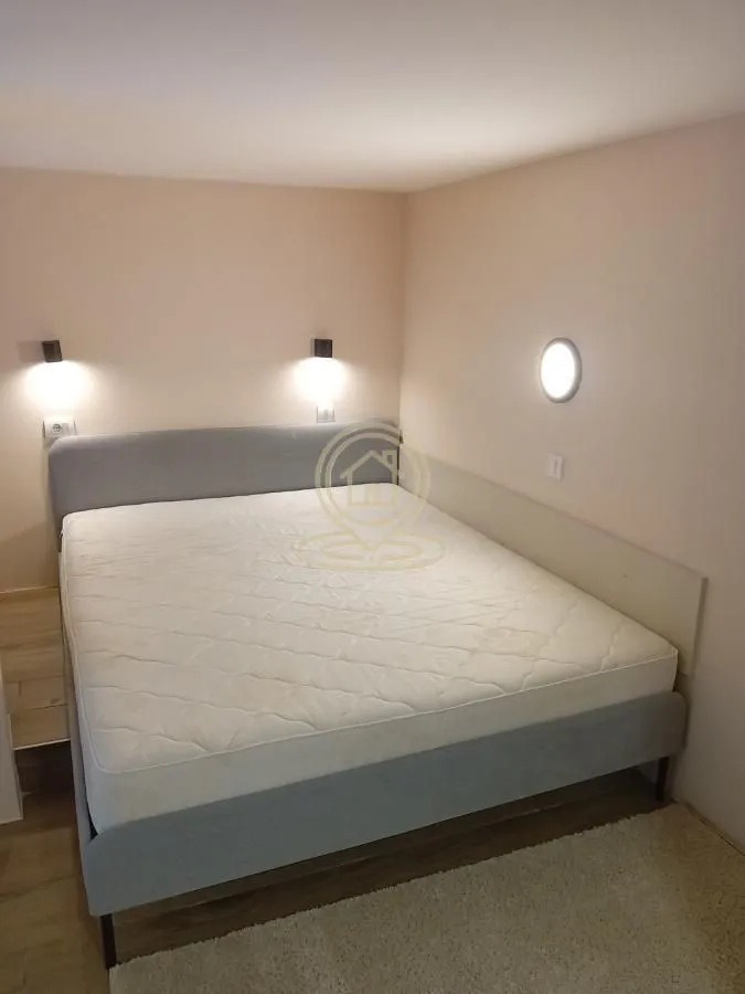 Izdavanje, jednosoban stan, 30m², Salajka, Novi Sad Sve Podlokacije