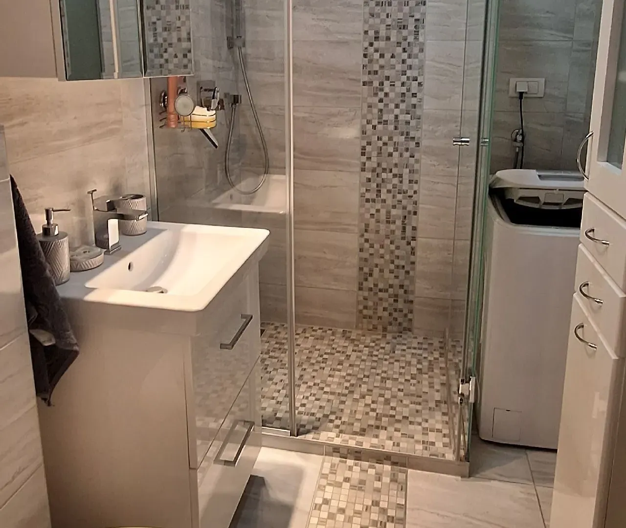 Rent, two bedroom apartment, 41m², Vračar Sve Podlokacije, Beograd