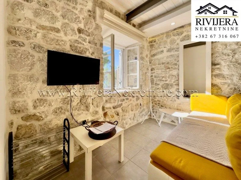 Prodaja, kuća, 211m², Perast, Kotor