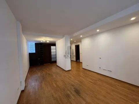 Rent, three bedroom apartment, 81m², Kalenić Pijaca, Vračar Sve Podlokacije - image 2