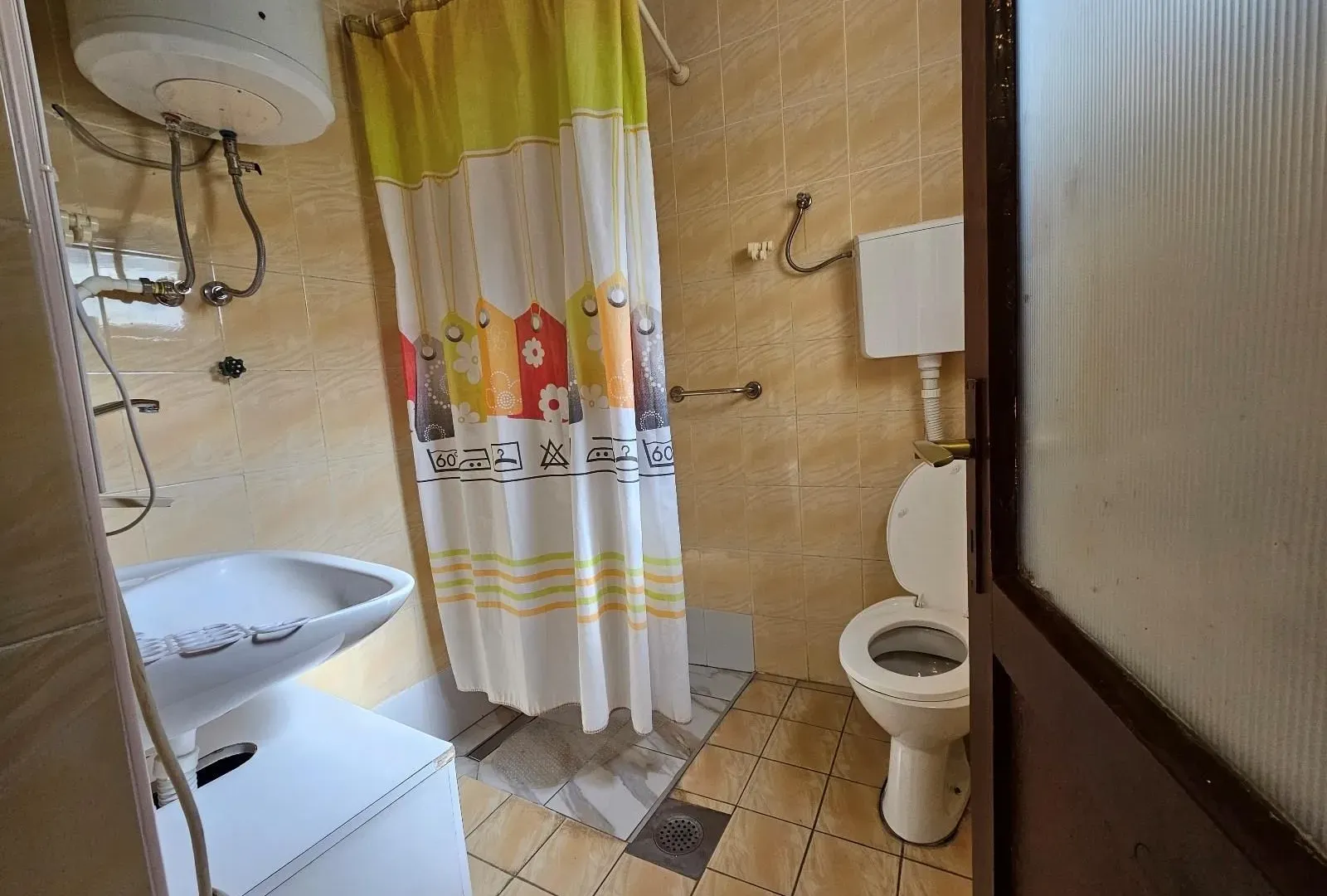Prodaja, kuća, 181m², Irig, Srbija