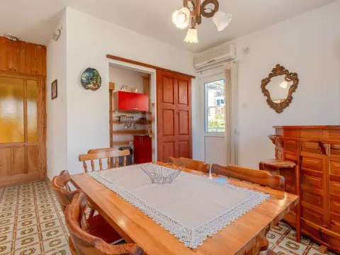 Sale, house, 150m², Stoliv, Kotor - image 10