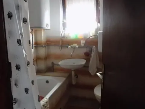 Prodaja, kuća, 200m², Ćuprija, Srbija - image 13