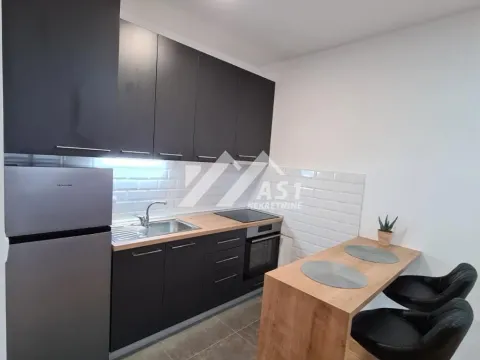 Izdavanje, jednosoban stan, 43m², Adamovićevo Naselje, Novi Sad Sve Podlokacije - image 2