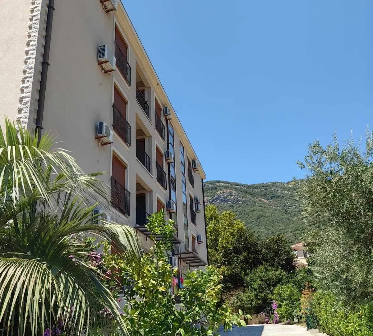 Prodaja, trosoban stan, 140m², Herceg Novi, Crna Gora