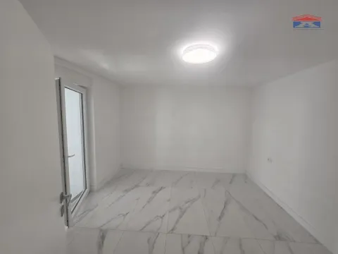 Prodaja, kuća, 160m², Sremska Kamenica, Petrovaradin - image 37