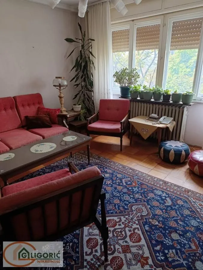 Prodaja, dvosoban stan, 75m², Neimar, Vračar Sve Podlokacije