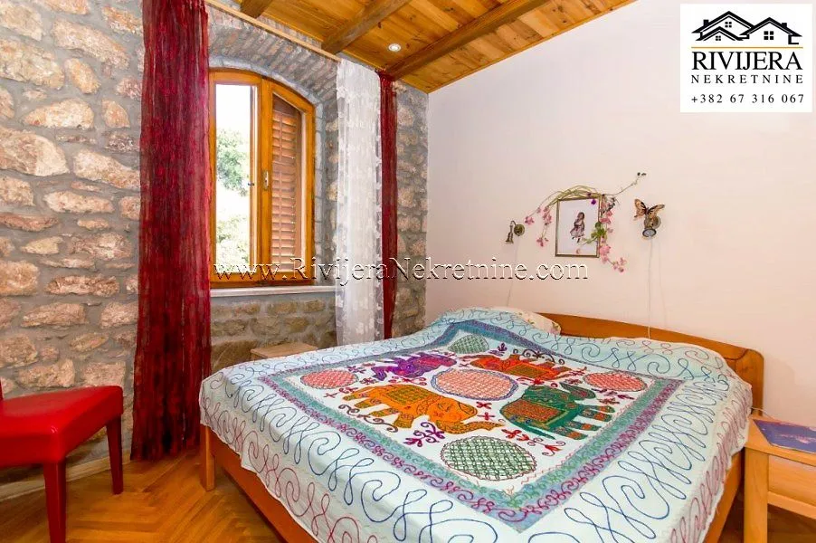 Prodaja, kuća, 226m², Podi, Herceg Novi
