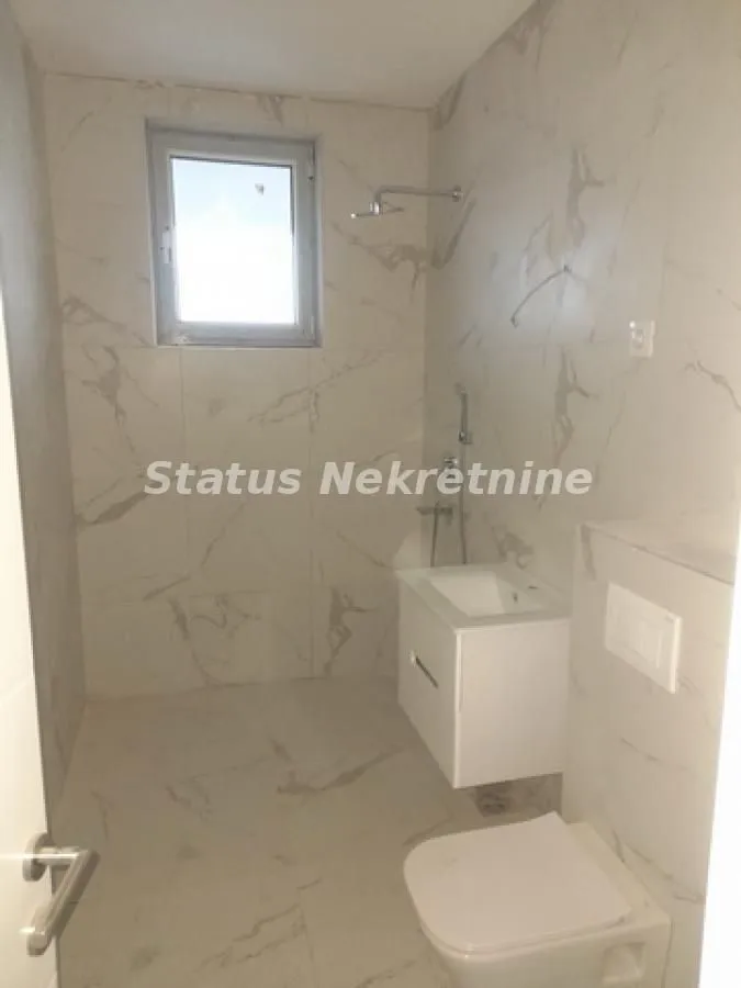 Prodaja, četvorosoban stan, 145m², Telep, Novi Sad Sve Podlokacije