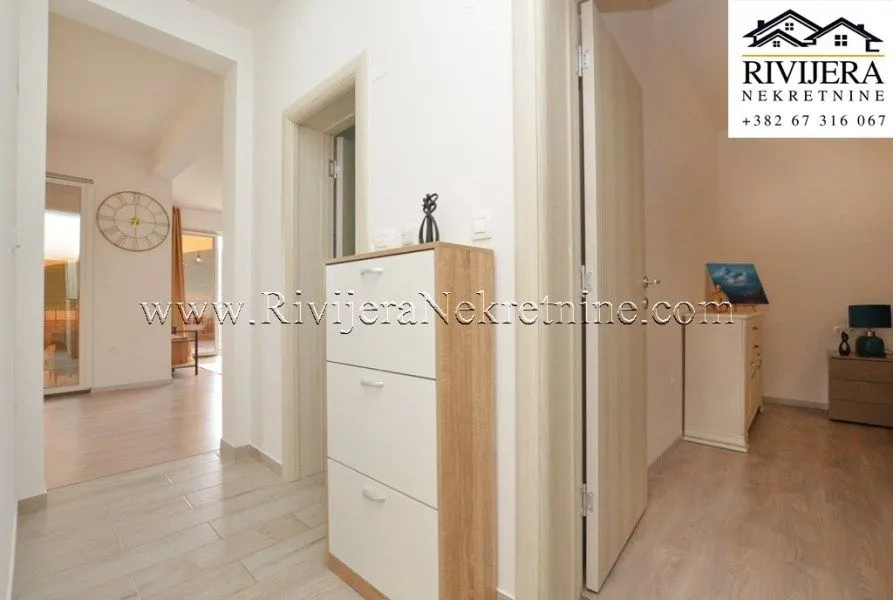 Prodaja, dvosoban stan, 85m², Đenovići, Herceg Novi