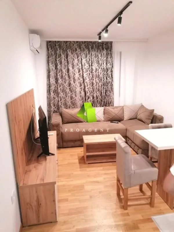 Rent, one bedroom apartment, 40m², Medijana, Niš