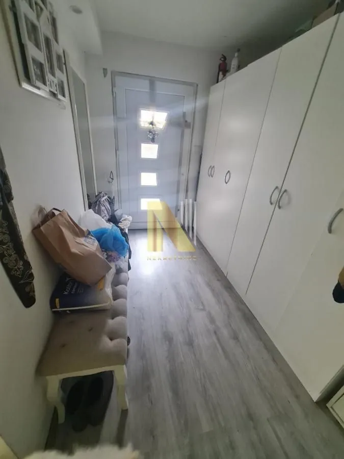 Prodaja, kuća, 76m², Salajka, Novi Sad Sve Podlokacije