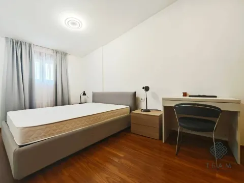 Izdavanje, dvosoban stan, 90m², Master Kvart, Podgorica - image 8