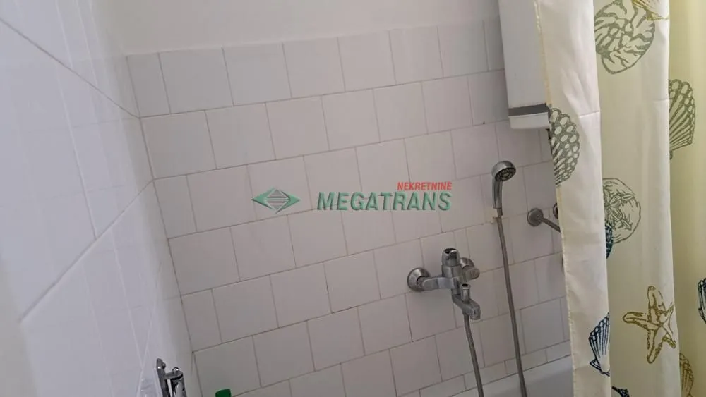 Izdavanje, trosoban stan, 70m², Liman 2, Novi Sad Sve Podlokacije