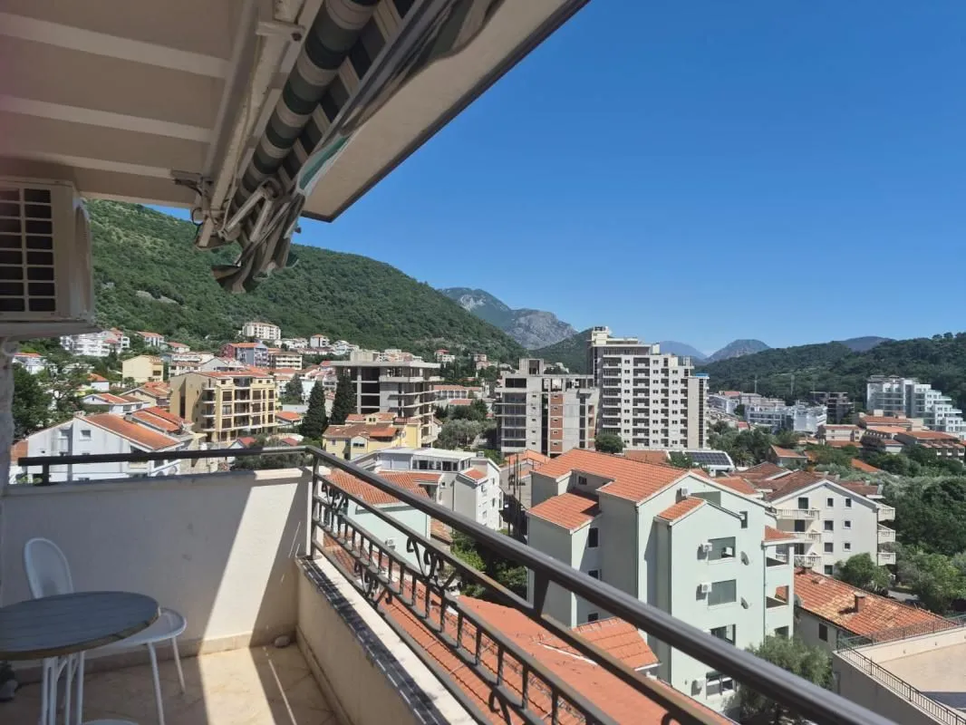 Prodaja, dvosoban stan, 69m², Petrovac, Budva
