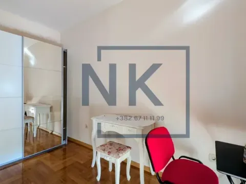 Izdavanje, trosoban stan, 84m², Tuški Put, Podgorica - image 10