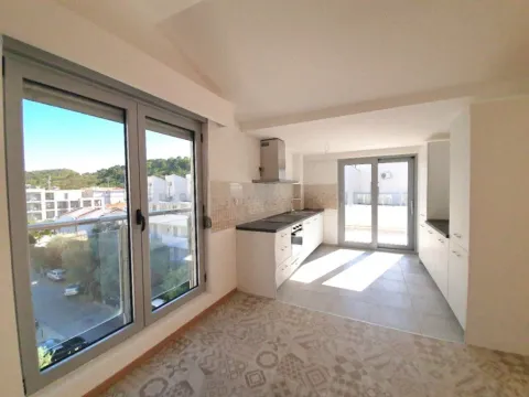 Prodaja, trosoban stan, 171m², Petrovac, Budva - image 12