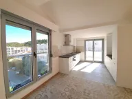 Sale, three bedroom apartment, 171m², Petrovac, Budva - image 12