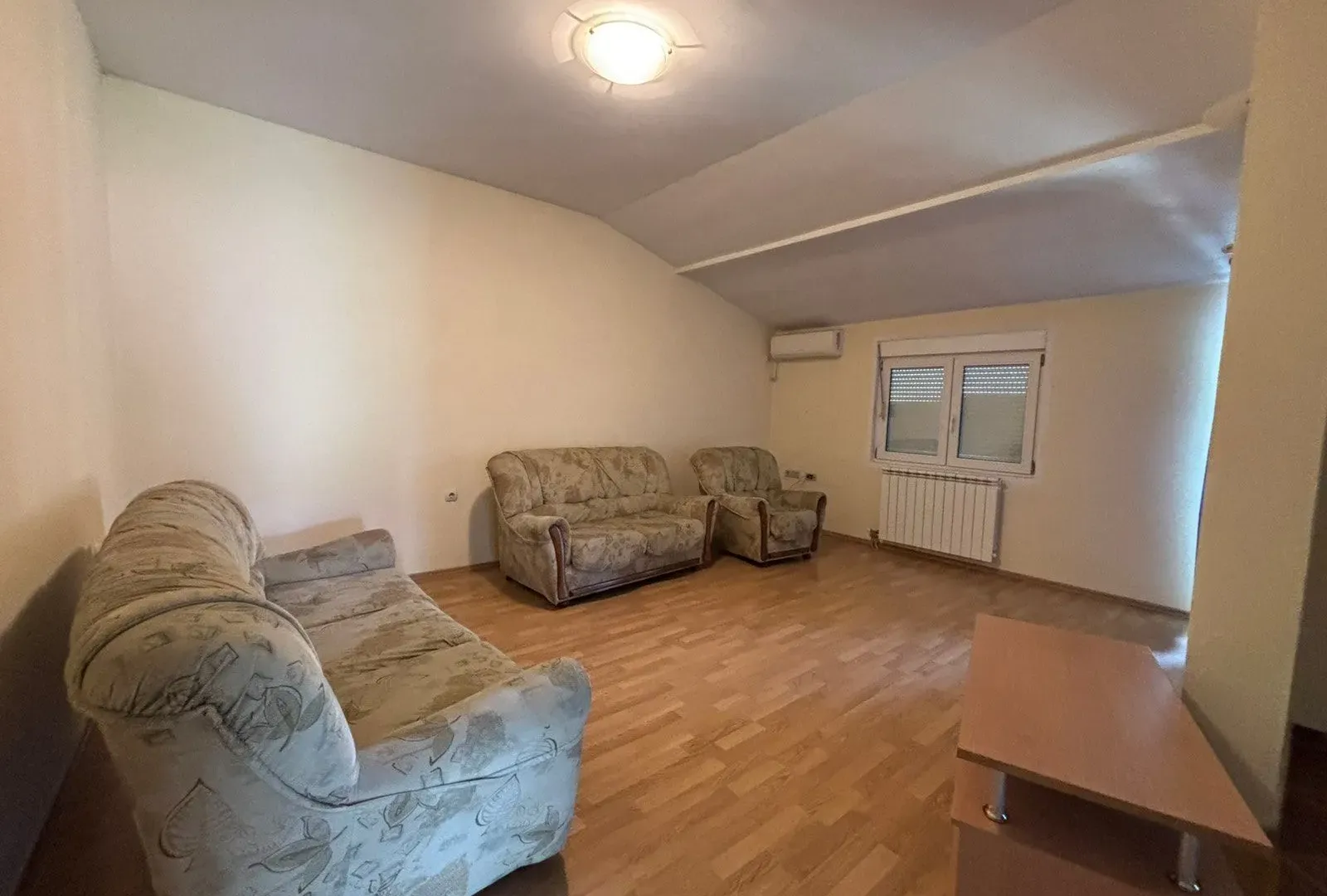 Prodaja, kuća, 400m², Glavica, Danilovgrad