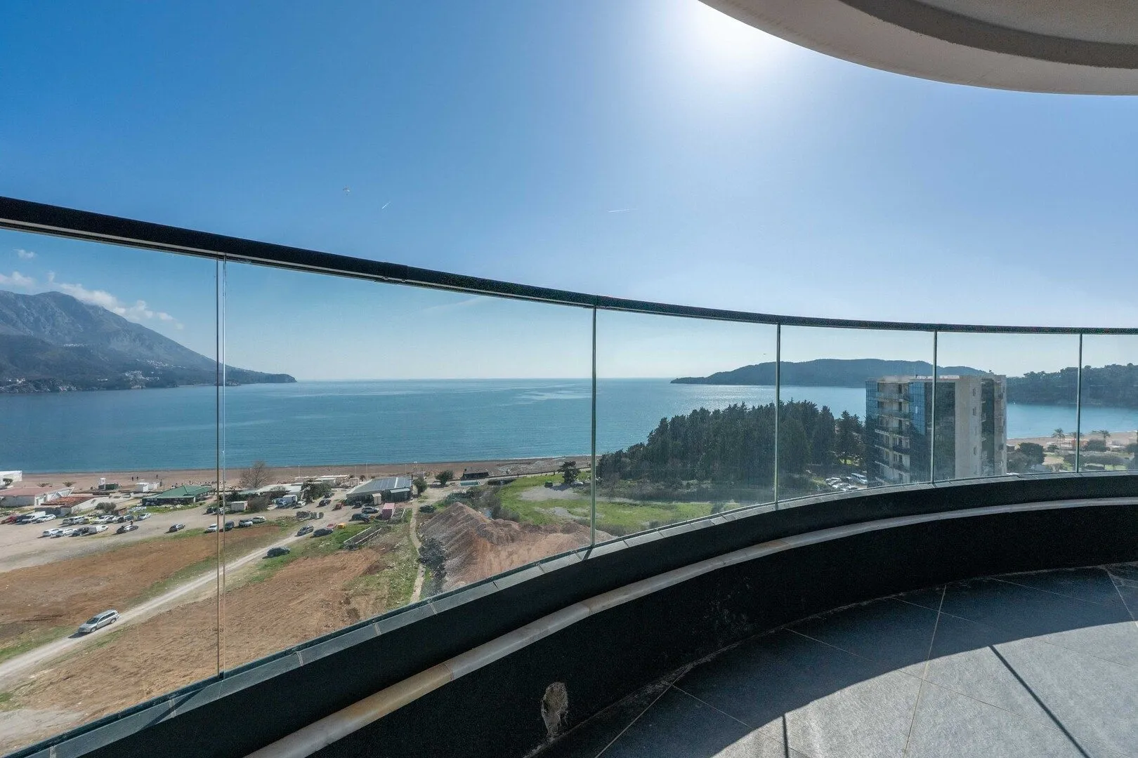 Prodaja, dvosoban stan, 145m², Bečići, Budva