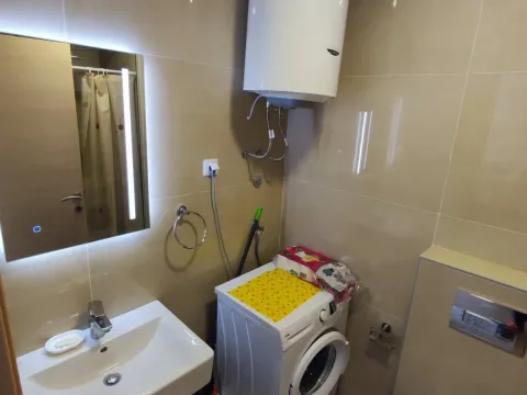 Rent, one bedroom apartment, 37m², Budva, Crna Gora - image 8