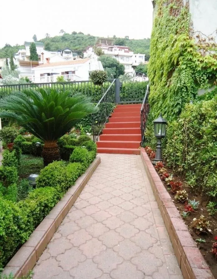 Prodaja, kuća, 400m², Budva, Crna Gora