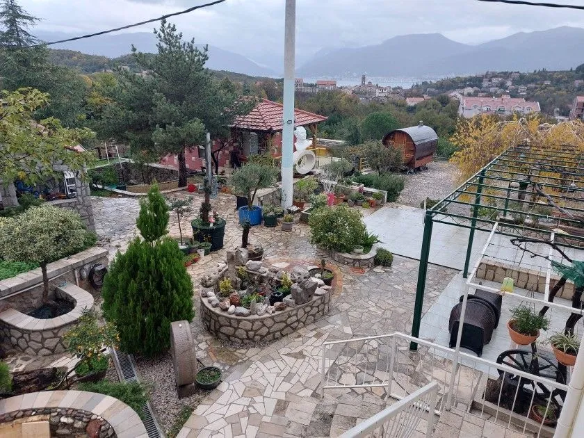 Prodaja, kuća, 370m², Tivat, Crna Gora