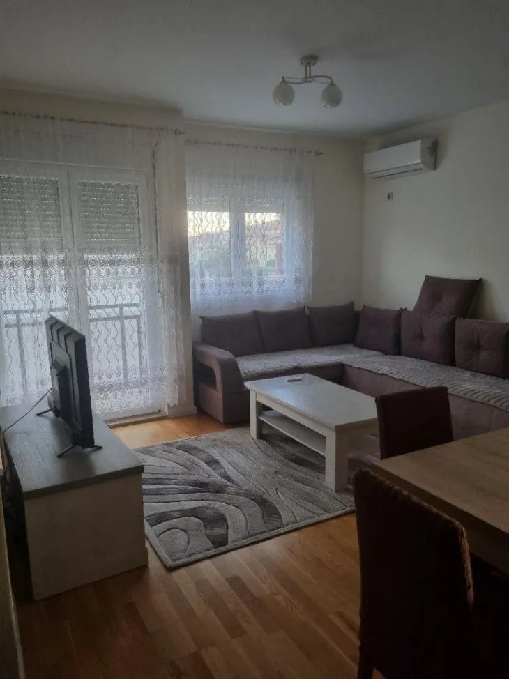 Izdavanje, jednosoban stan, 35m², Zabjelo, Podgorica