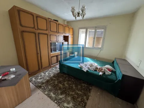 Sale, house, 77m², Ćuprija, Srbija - image 11