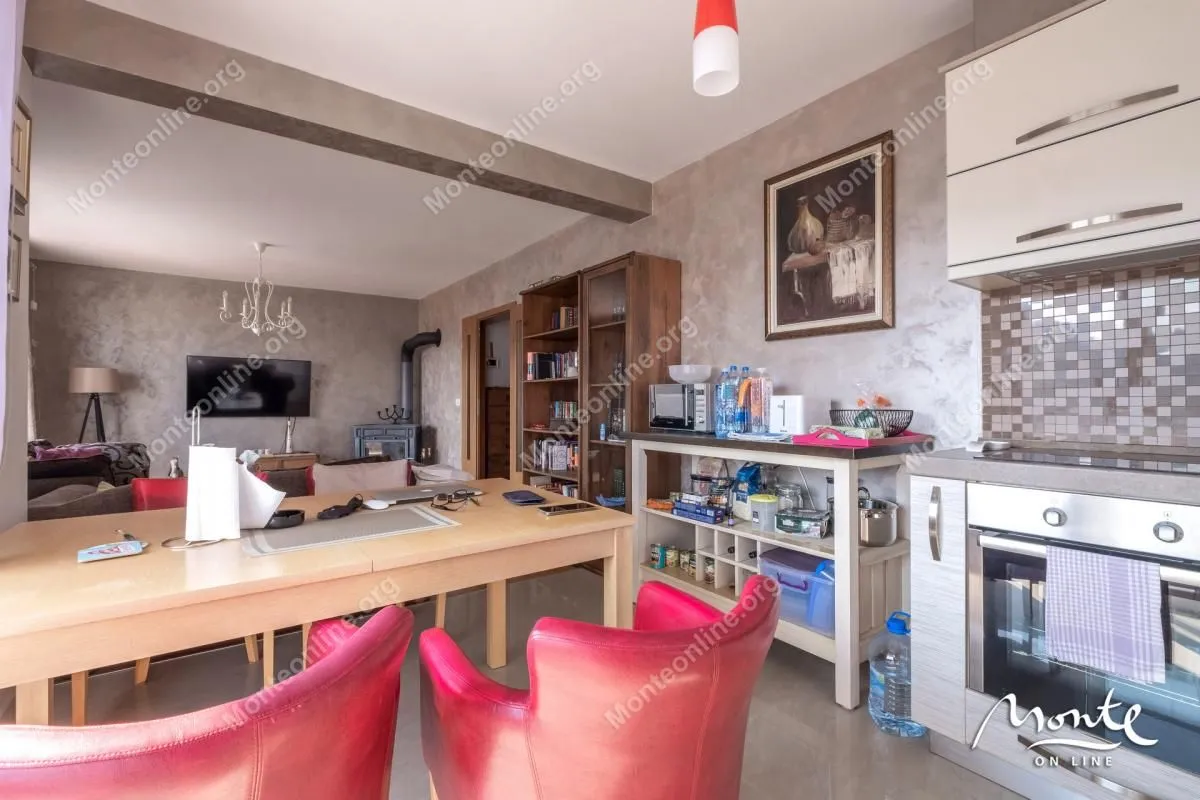 Sale, two bedroom apartment, 76m², Lazi, Budva