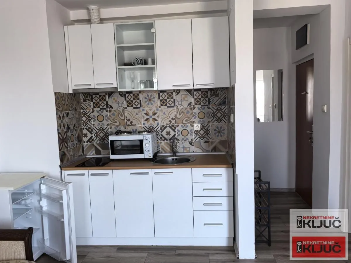 Rent, one bedroom apartment, 38m², Grbavica, Novi Sad Sve Podlokacije