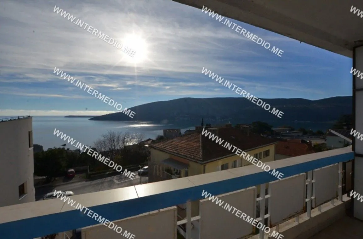 Prodaja, dvosoban stan, 73m², Centar, Herceg Novi
