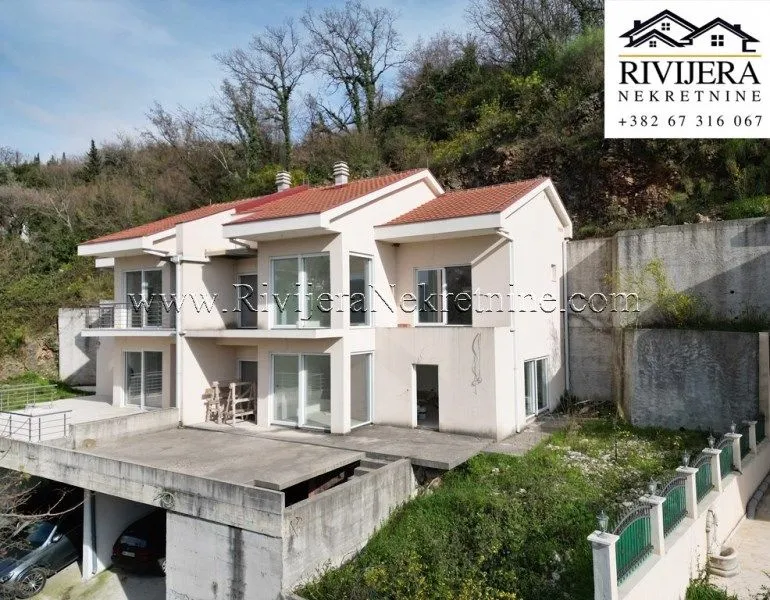 Prodaja, kuća, 190m², Topla, Herceg Novi