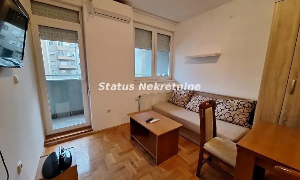 Izdavanje, dvosoban stan, 42m², Grbavica, Novi Sad Sve Podlokacije