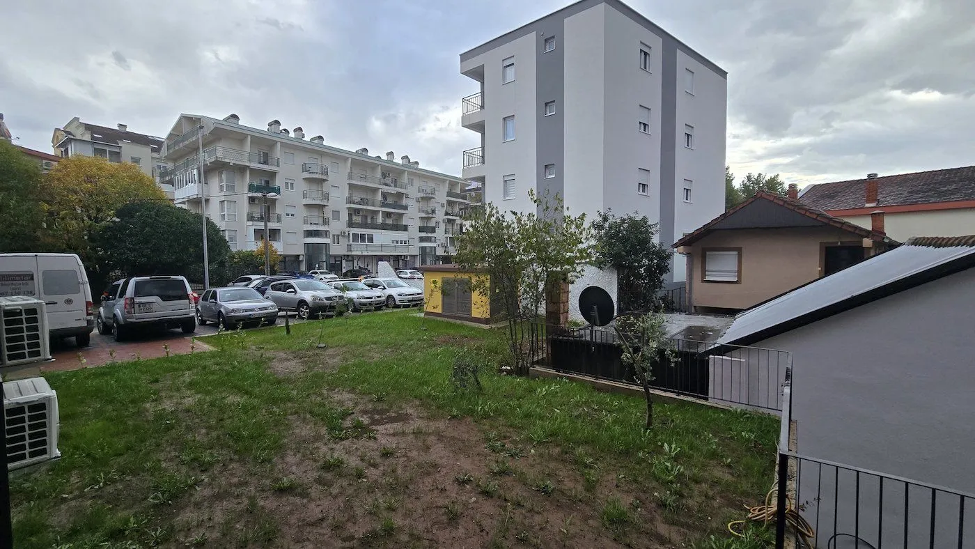 Rent, office space, 90m², Zagorič, Podgorica