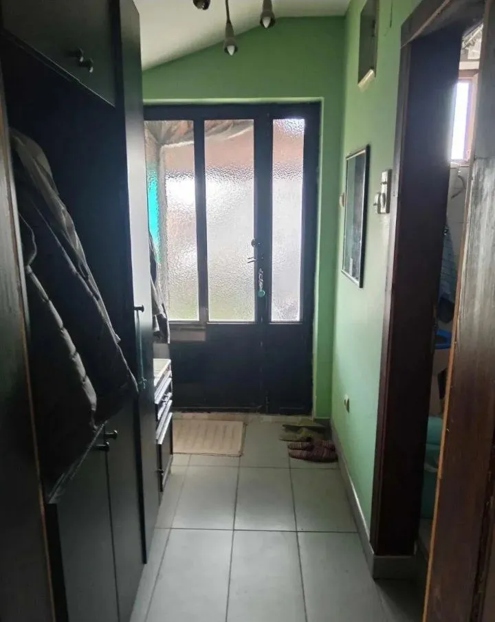 Prodaja, kuća, 209m², Surčin, Beograd