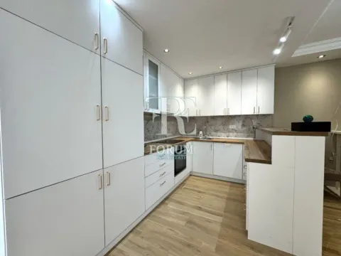 Izdavanje, kuća, 130m², Murtovina, Podgorica - image 2